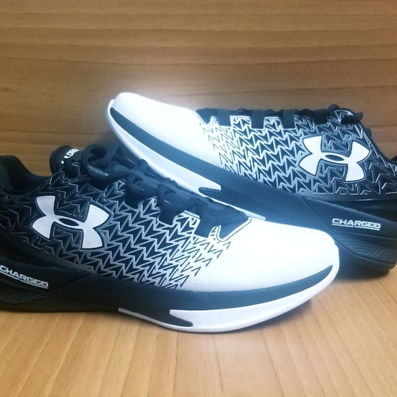 under armour men's ua clutchfit drive 3 basketball shoes